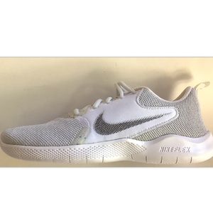 Size 8 - Nike Flex Experience Run Women CV0562-100